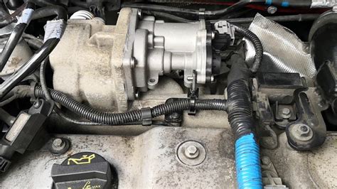 Hi guysFord transit engine management light egr valve problem part 2this video i show you how to change the egr valve on a ford transit 2. . Ford transit 22 tdci egr valve problems